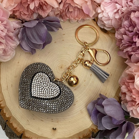Gray Rhinestone Heart Pendant & Tassel Keychain - Picture 3 of 9